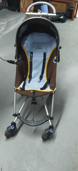 Carrinho de Bebé Confort