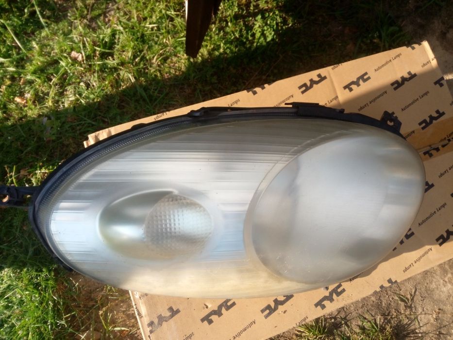 Lampy przednie do nissan Micra K12