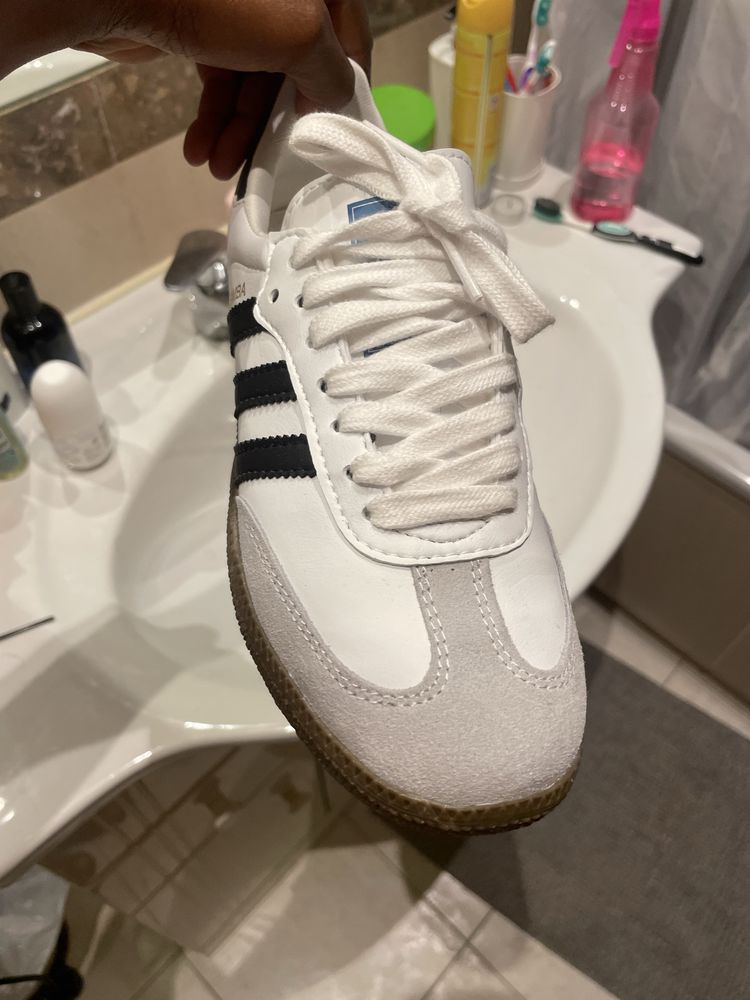 Vendo ténis replica adidas samba
