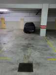 Vendo 2 lugares de garagem + arrumos