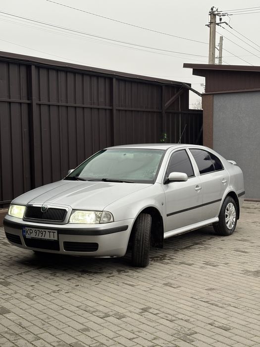 Продам шкоду октавия тур