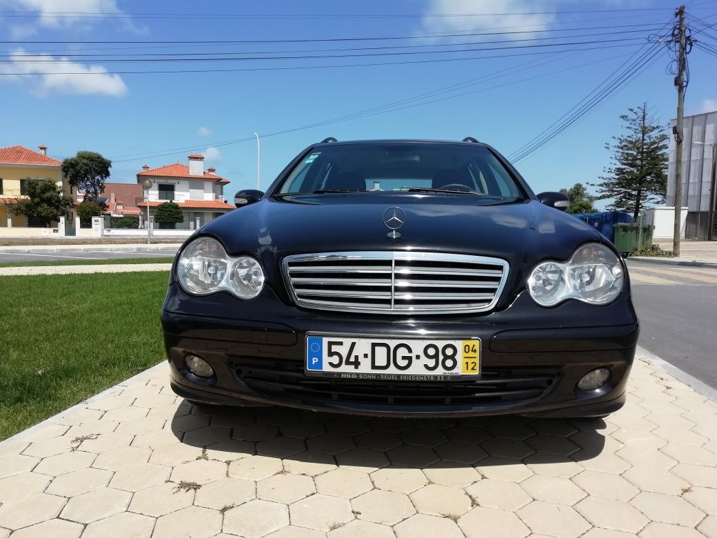Mercedes C220 cdi (150cv) Dezembro 2004
