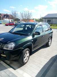 Sprzedam Hyundai Tucson 2.0, benzyna- gaz, hak