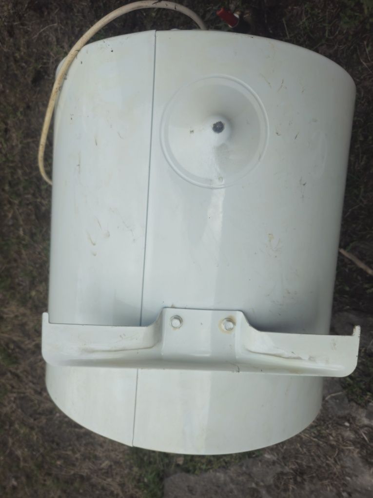 Podgrzewacz elektryczny Regent pionowy 50 V EU2 50 l