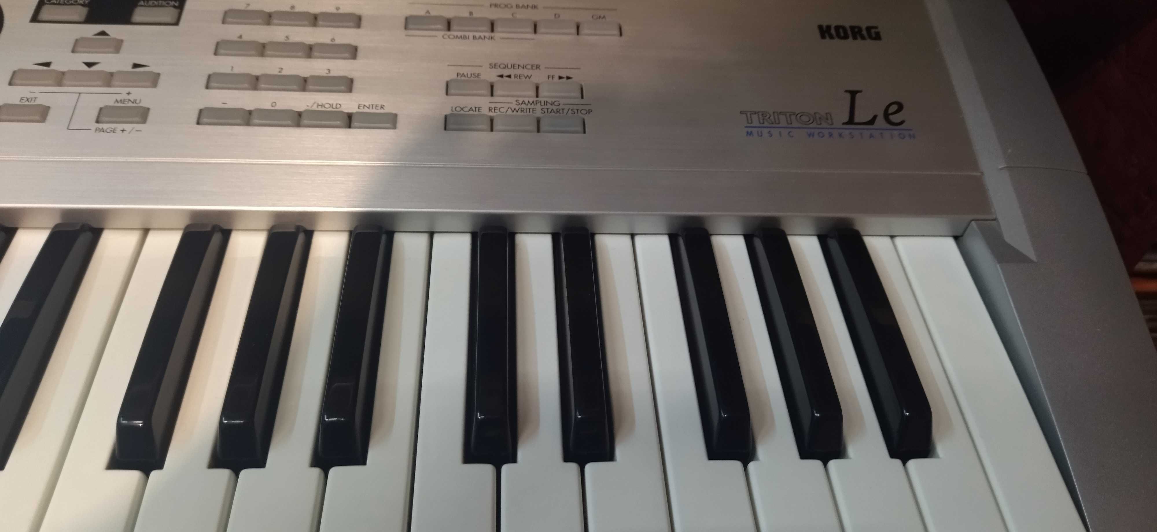 Korg Triton LE - syntezator