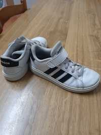 Tenis da Adidas Brancos