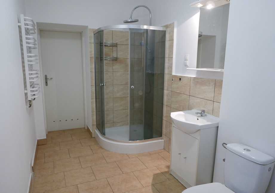 blisko dworca/ można zamieszkać na długi czas