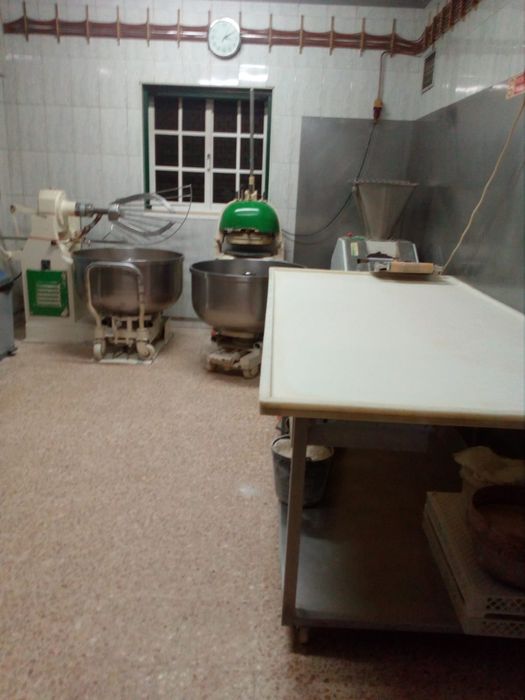 Aluga-se padaria na Quinta do Conde
