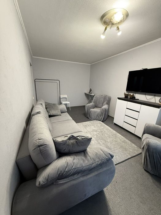 В продаже отличная  двушка на Победе. Перемога.