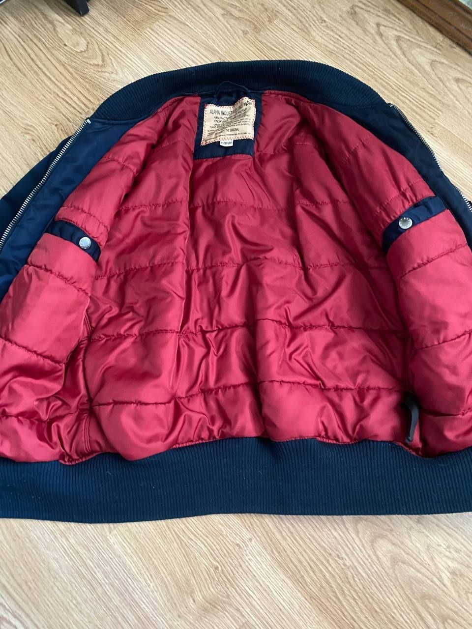 Бомбер alpha industries