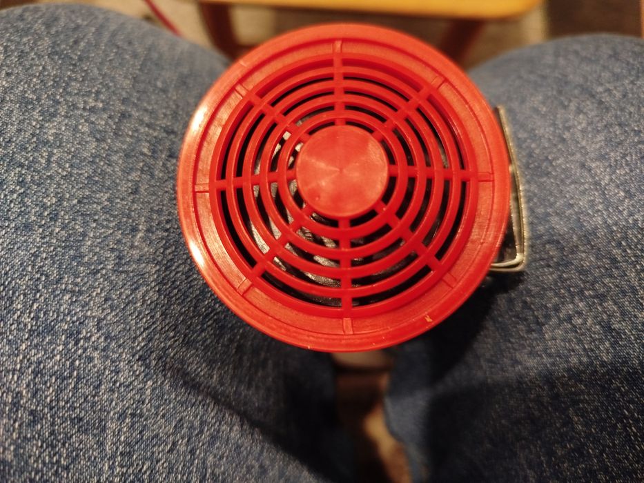 Sygnalizator cofania akustyczny