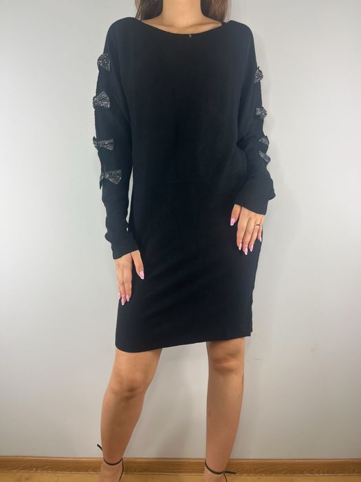 Czarna dzianinowa sukienka z kokardkami Body Flirt rozmiar 36/38 S/M