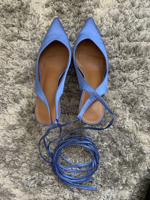 Szpilki na obcasie bez pięty z wyciętą piętą niebieskie satynowe 38