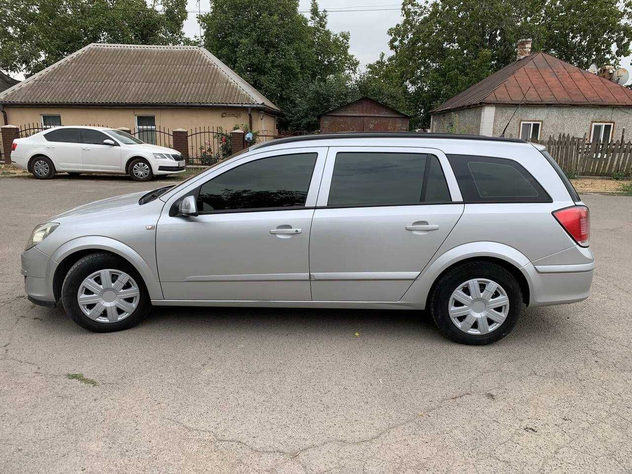 Opel Astra 2005р 1,8 автомат