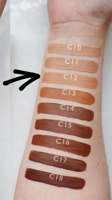 Korektor Conceal & Define Makeup Revolution