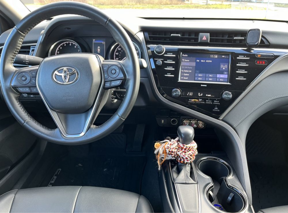 Toyota Camry 2019