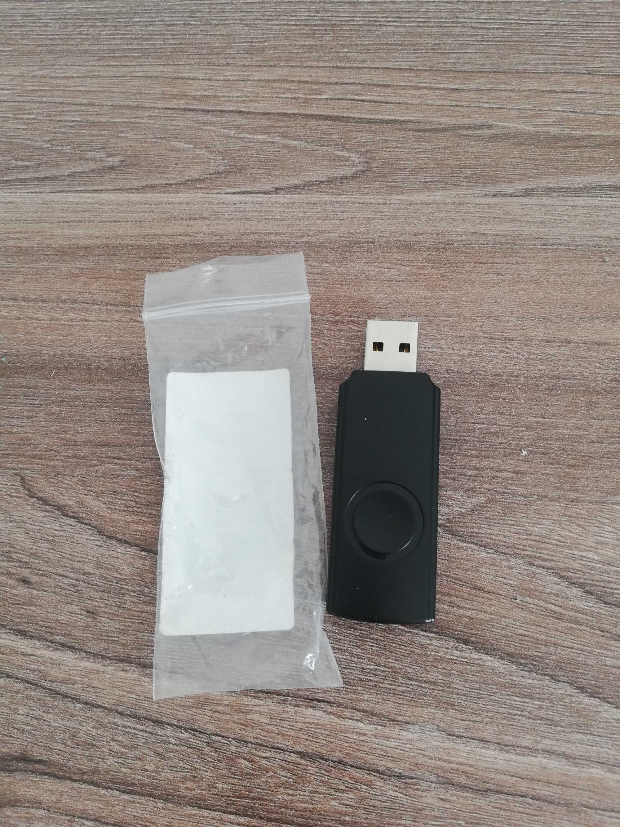 Adapter odbiornika USB 2,4G do bezprzewodowego kontrolera gier EasySMX