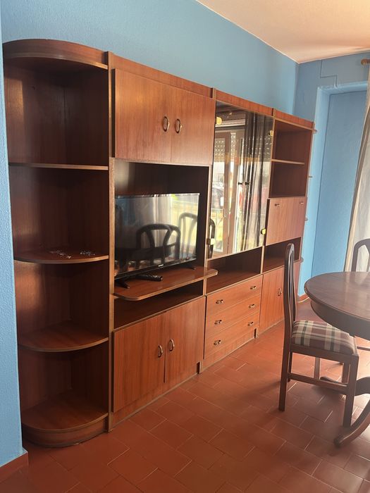 Móvel grande de sala