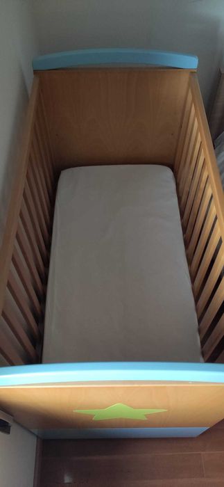 Cama berço Micuna