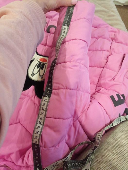 Куртка на дівчинку 110