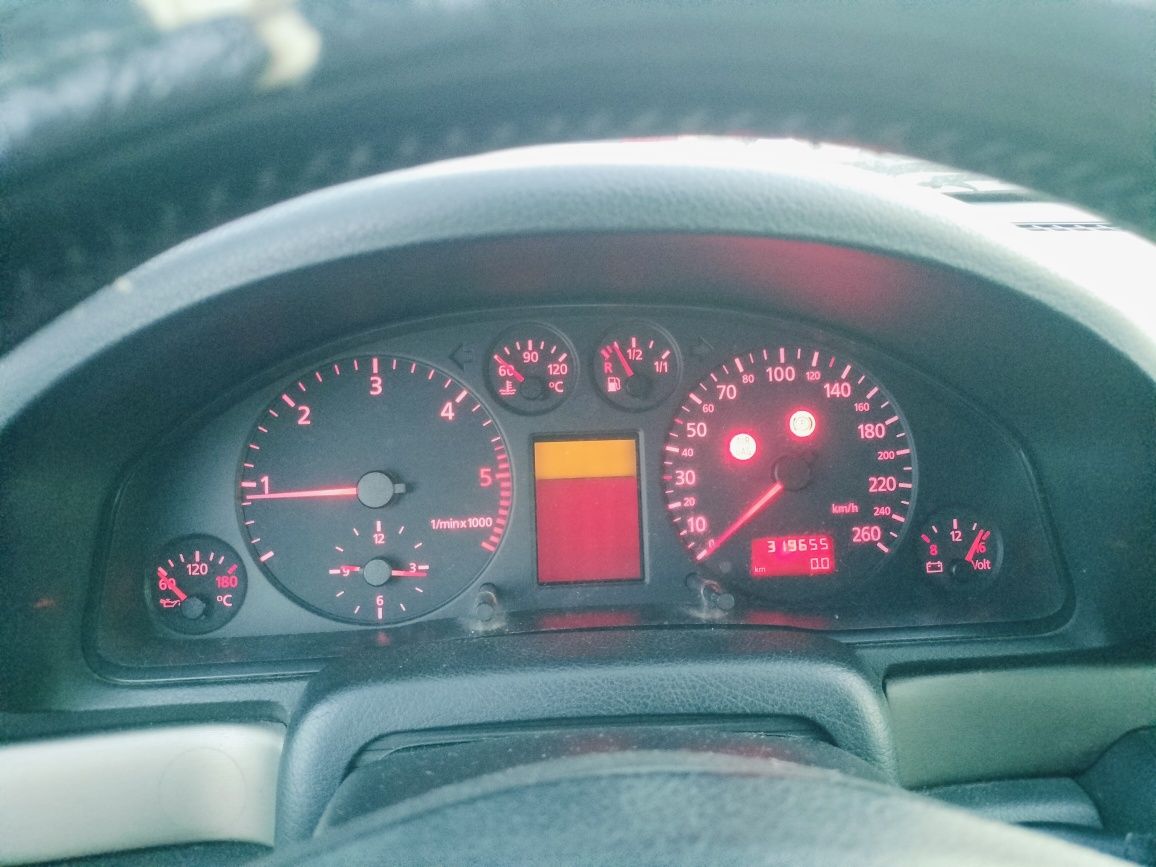 Audi A4 de 99  motor 1.9 TDI boa de mecânica