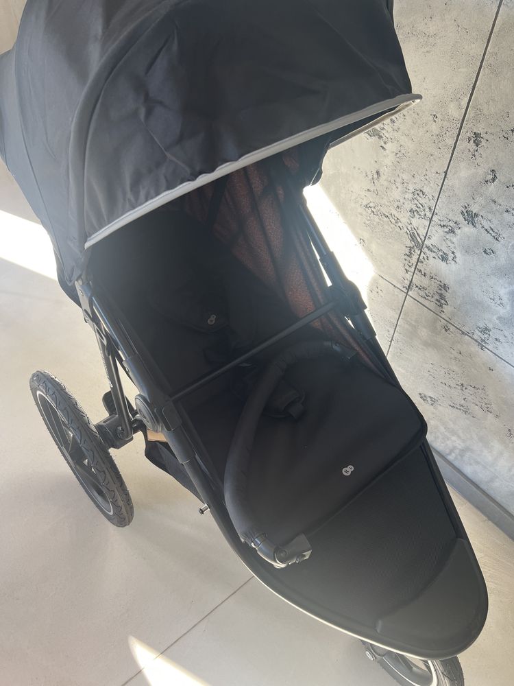 Wózek spacerowy Helsi 2 czarny
