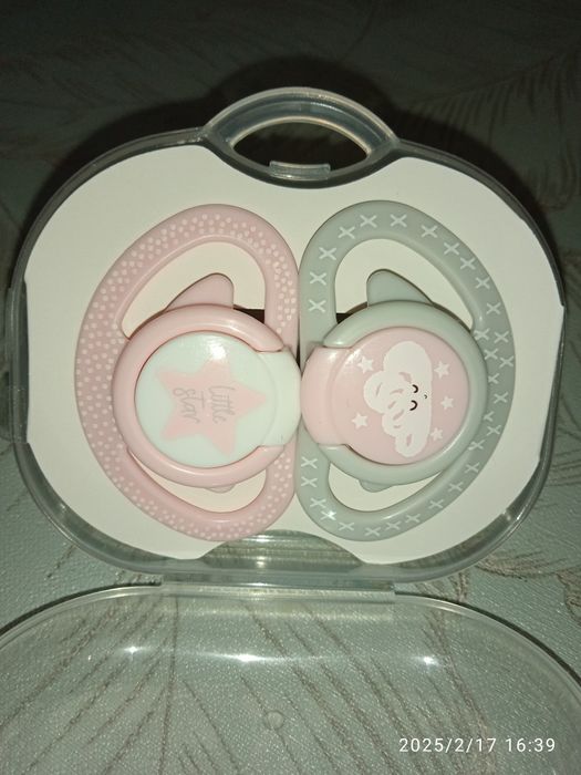 Продам соски новые, силикон от 0 до 6 месяцев.