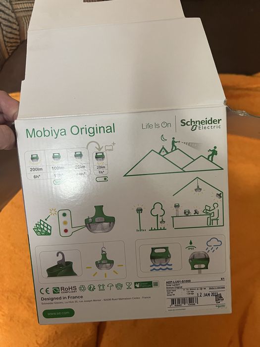 Лампа 12W и мобильная зарядка Schneider Mobiya Original