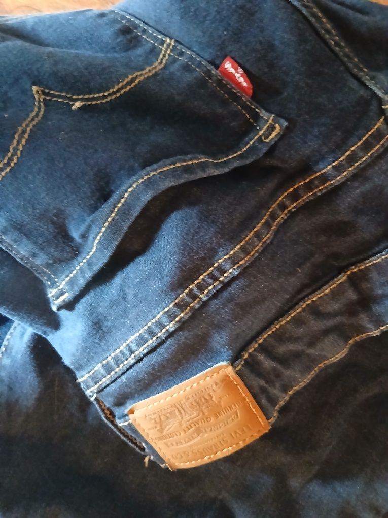 Spodnie damskie levis rozmiar 34