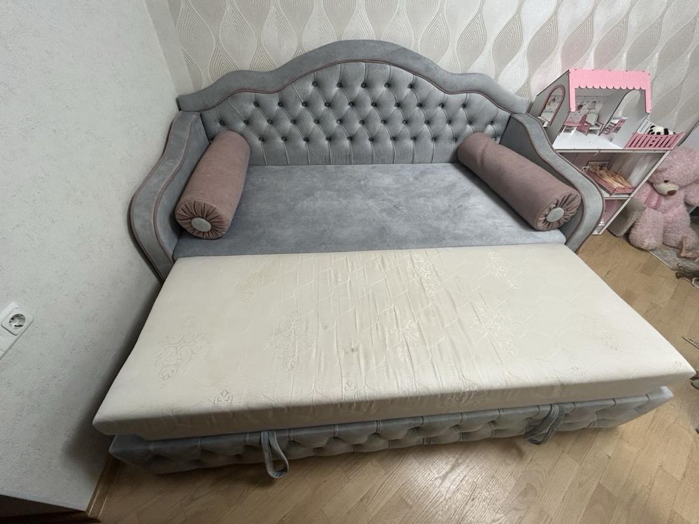 Продам диван-ліжко