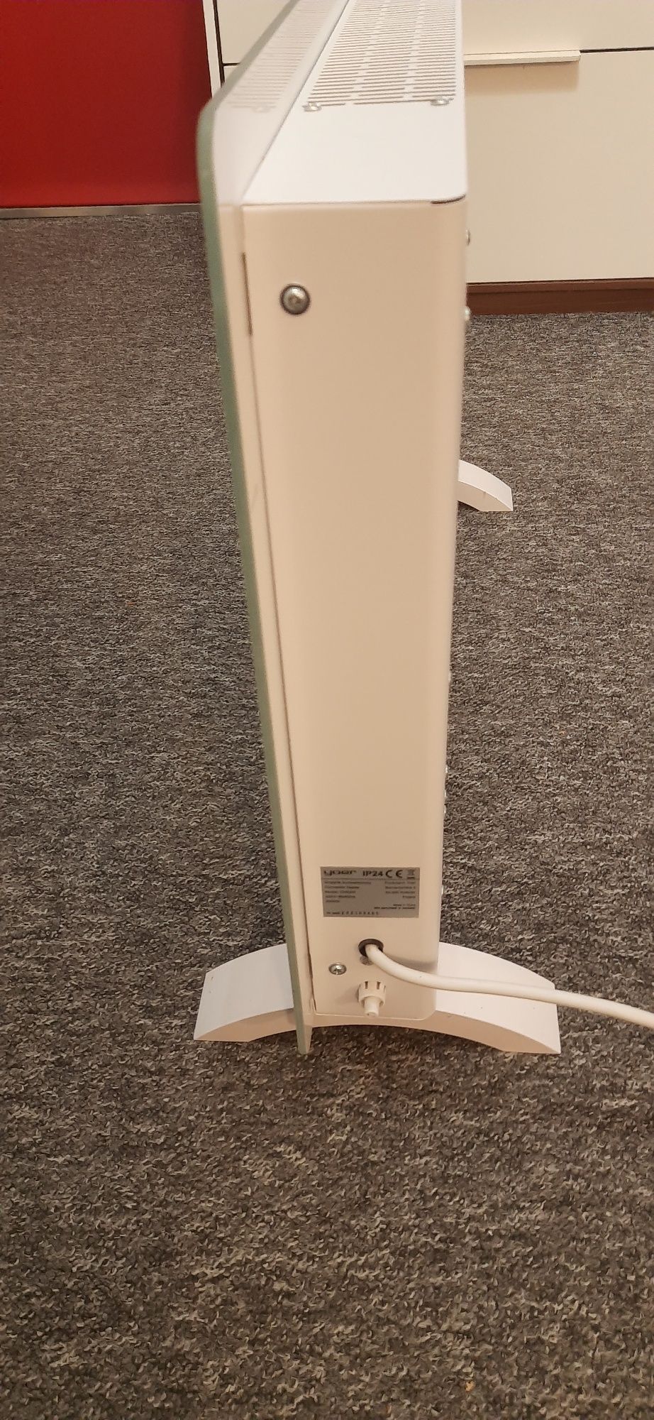 Elektryczny grzejnik konwektorowy Yoer Glosso