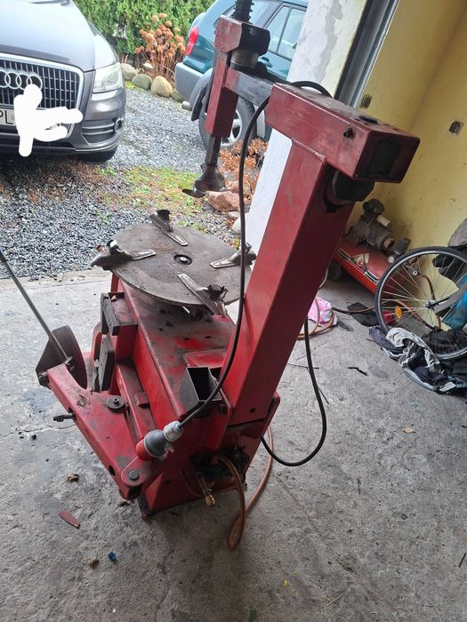 Montazownica do opon automatyczna