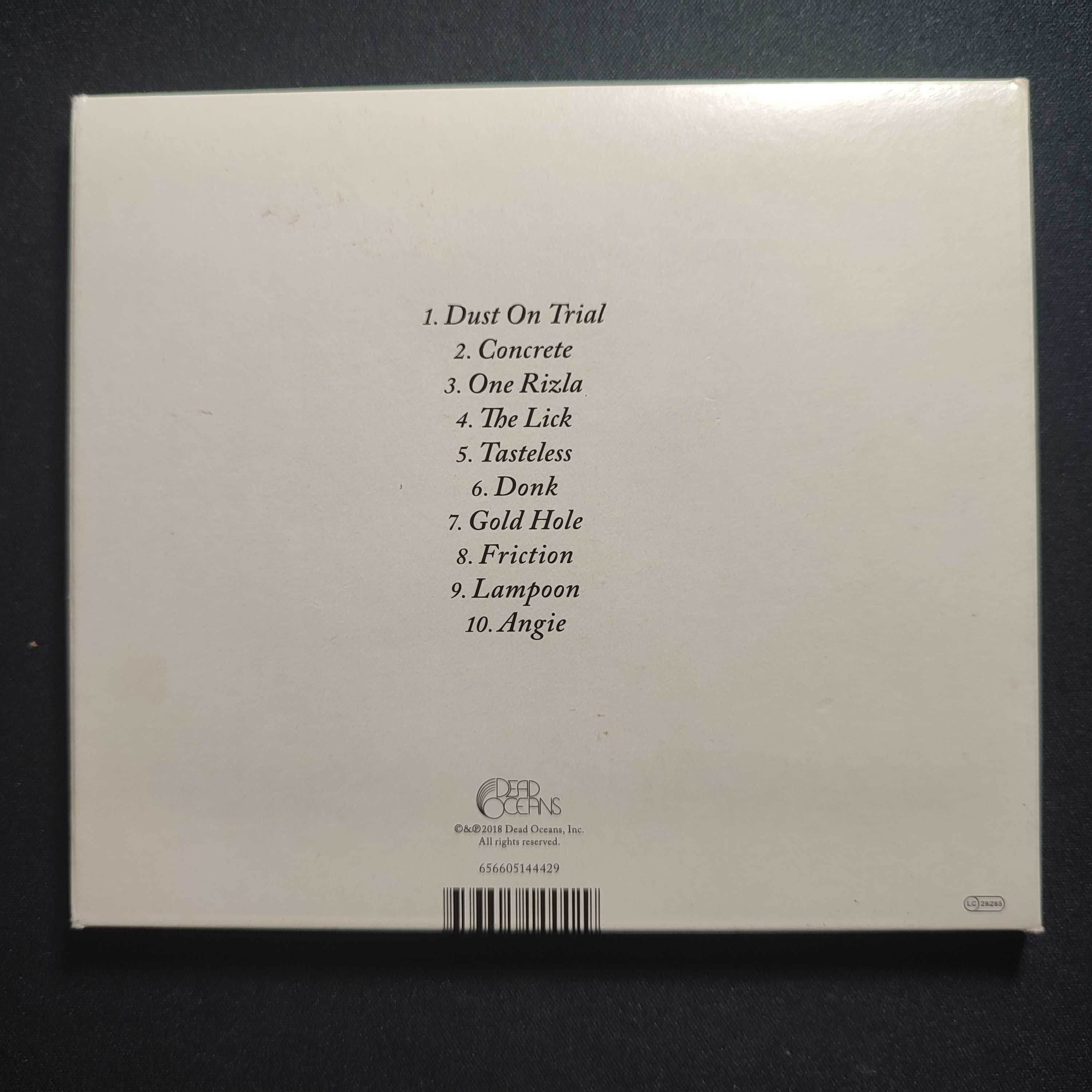 CDs diversos, shame, Arcade Fire, Temples