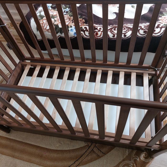 Дитяче ліжечко Veres