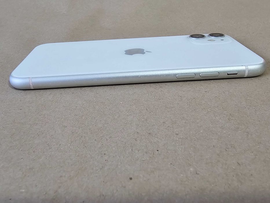 Iphone 11 128Gb 84% Bateria.  Excelente estado