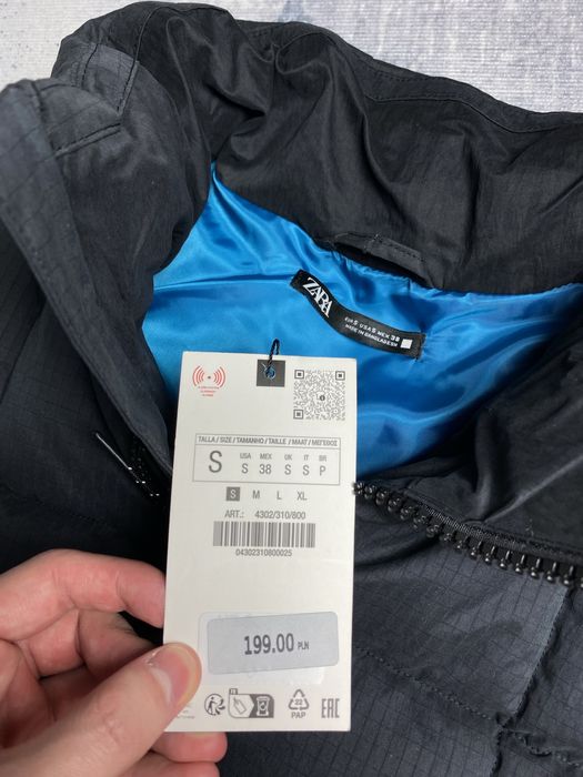 Жилетка від ZARA