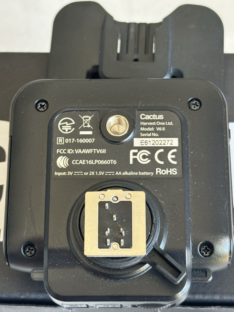Cactus V6 II Wireless Flash Transceiver (Universal)