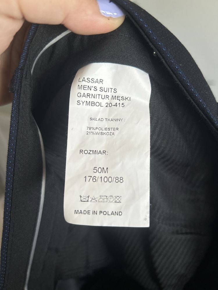 Sprzedam garnitur LASSAR (ślubny)