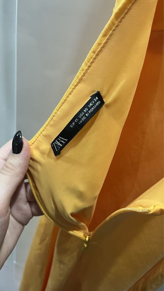 Sukienka midi Zara XS