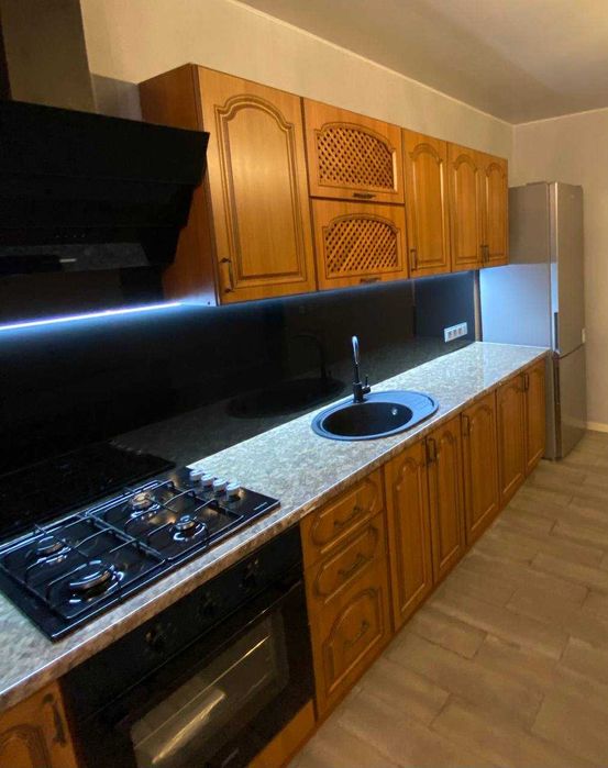 Продам 3-к квартиру с ремонтом в ЖК «Днепровская Брама»