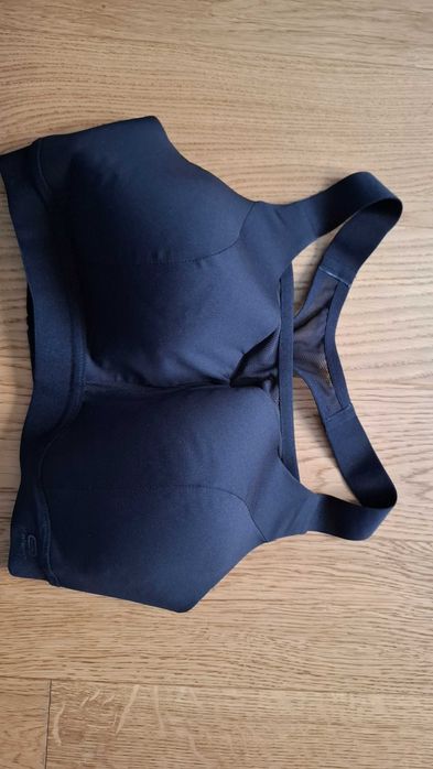 Nowy biustonosz sportowy Decathlon, 75E/F