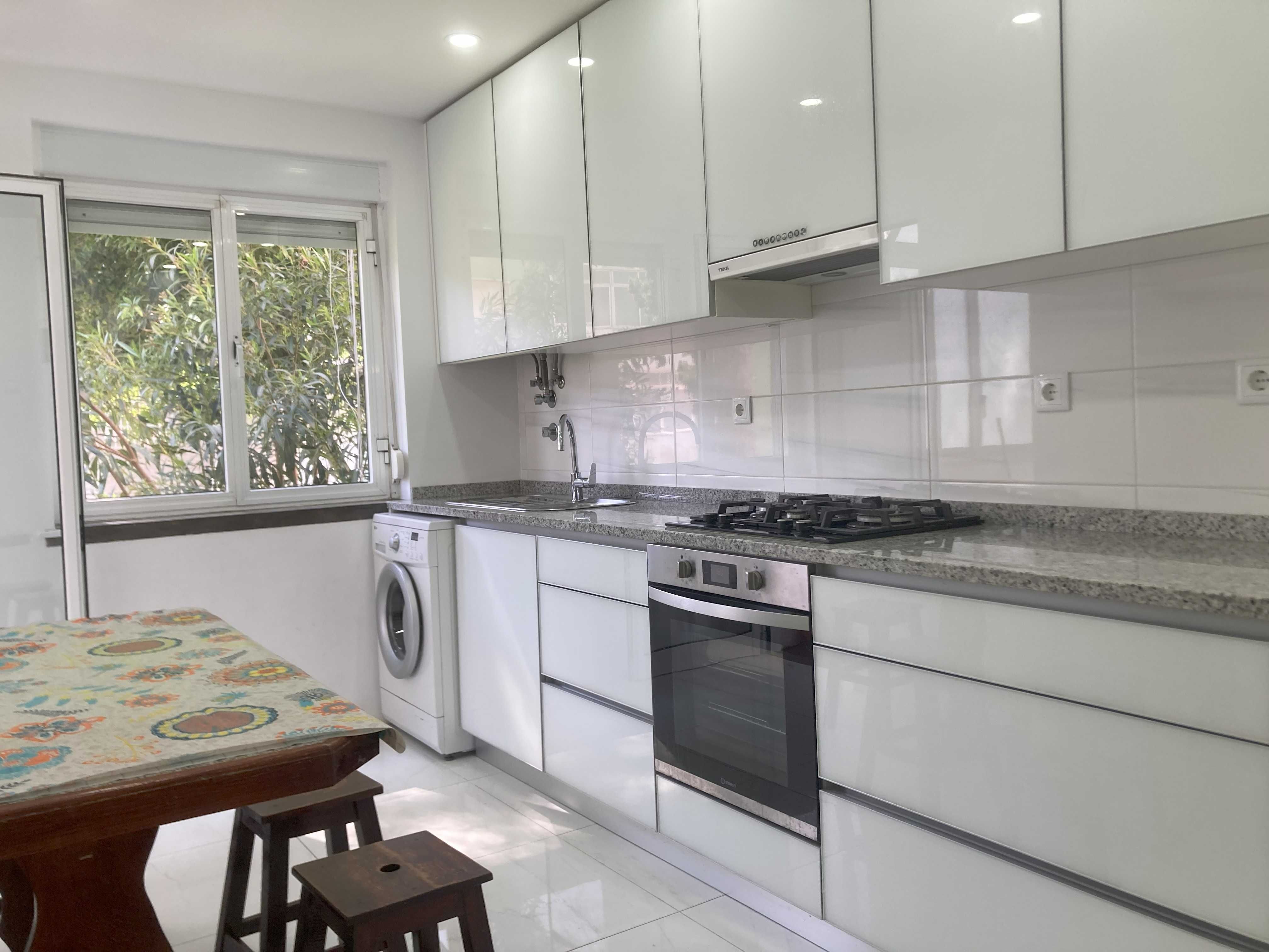 Alugo Quarto Oeiras SBE