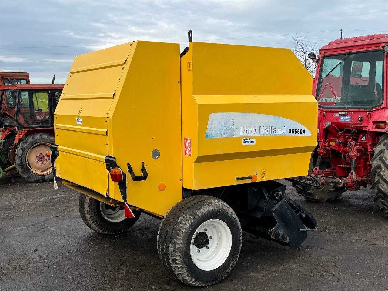 Пресс-подборщик, прес підбирач рулонний NewHolland BR560A як новий!