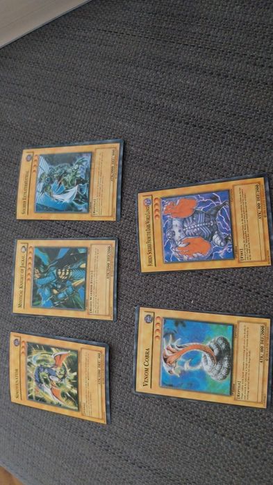 Cartas Yu-Gi-Oh! para coleção