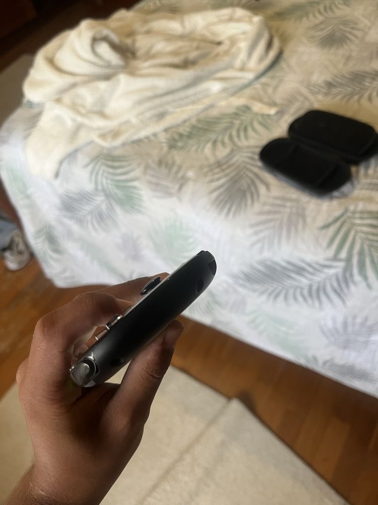 PS vita slim edition