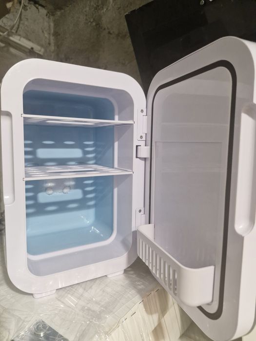 Mini lodówka, nowa