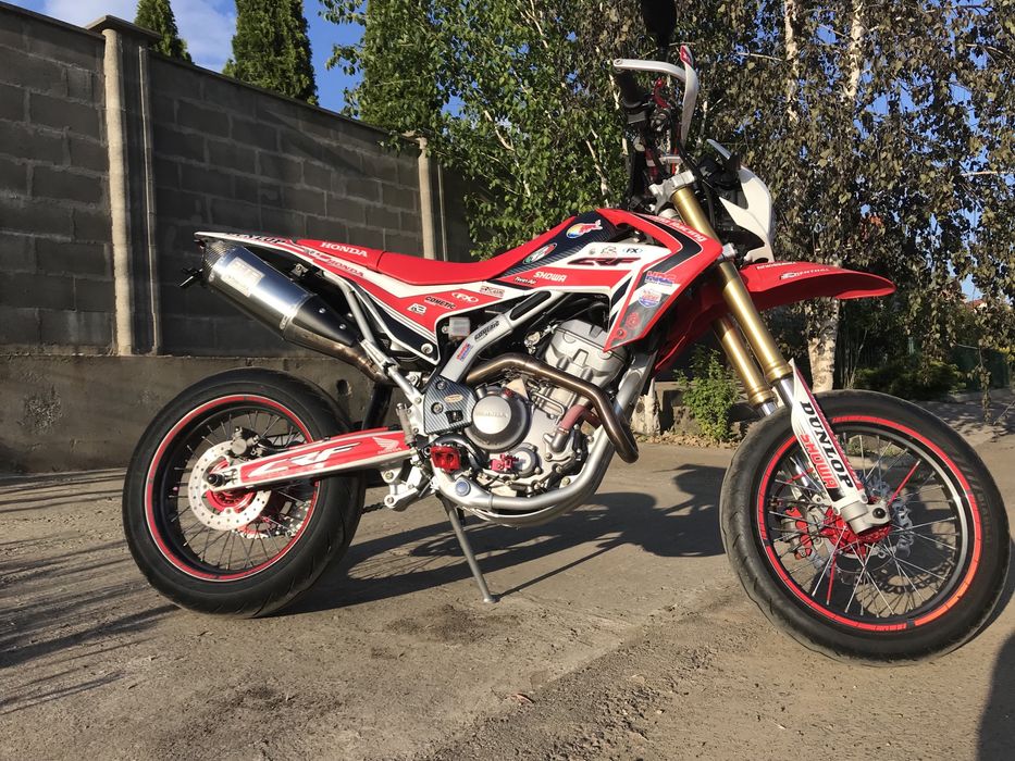 Продам Honda CRF250L 2015 г.в. в отличном состоянии