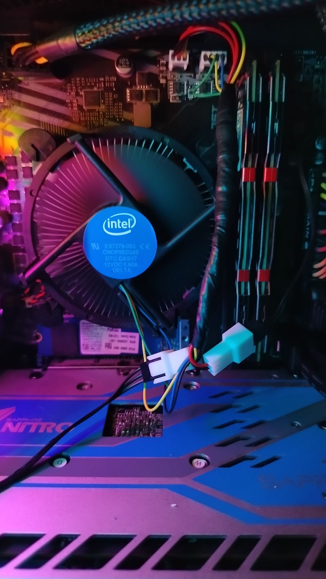 Komputer gamingowy Intel core i3 16gb rx 580 8gb