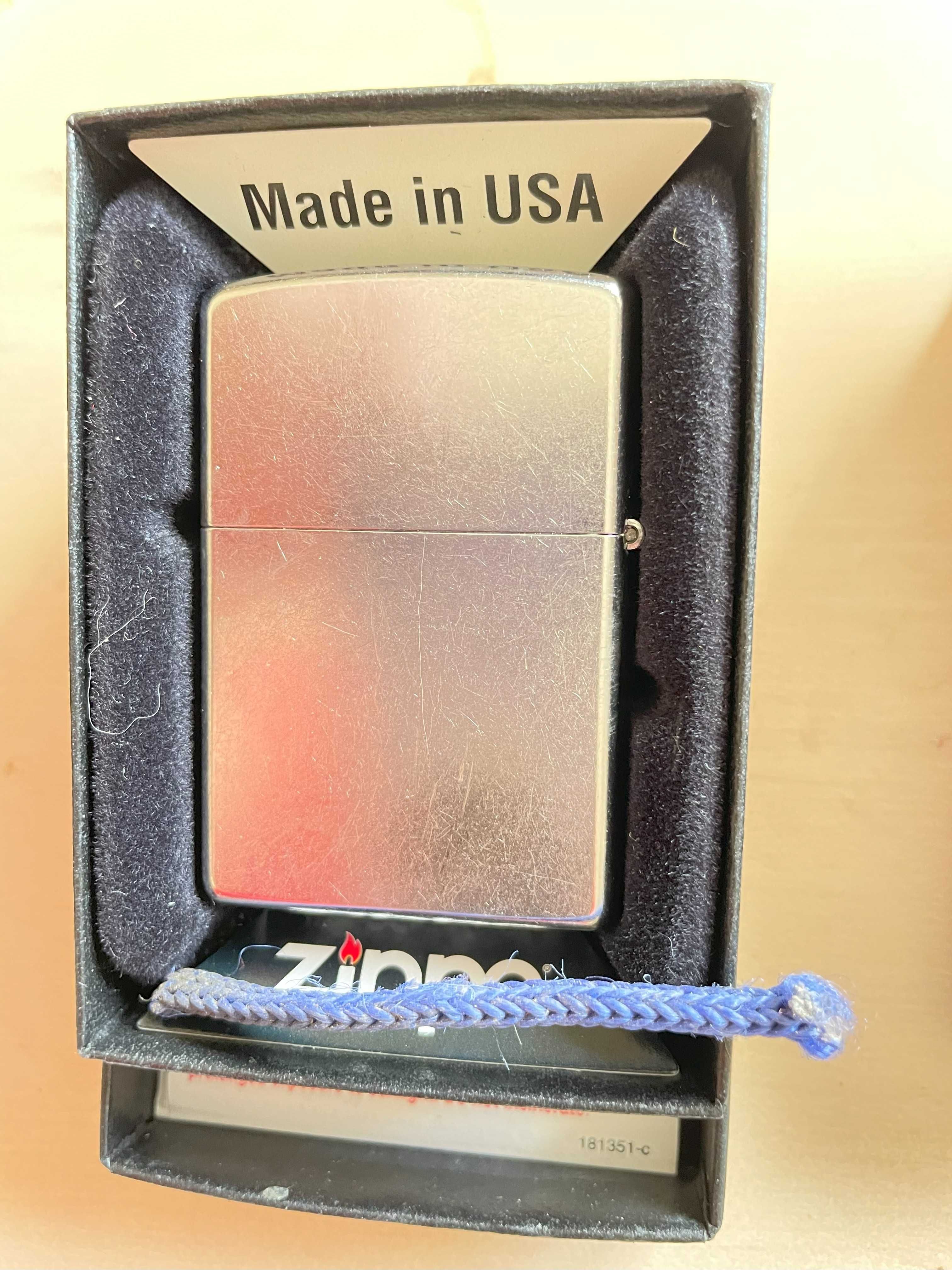 Isqueiros completamente Novos Zippo