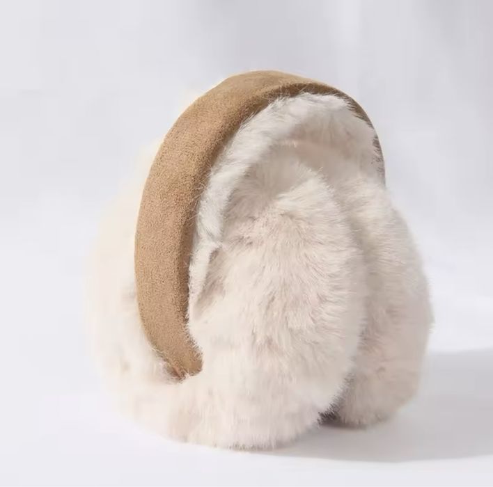 Навушники хутряні. Тренд. Зима